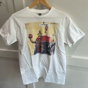 Gildan T-Shirt- Custom Basketball Player photo - Lot of (2) size Medium